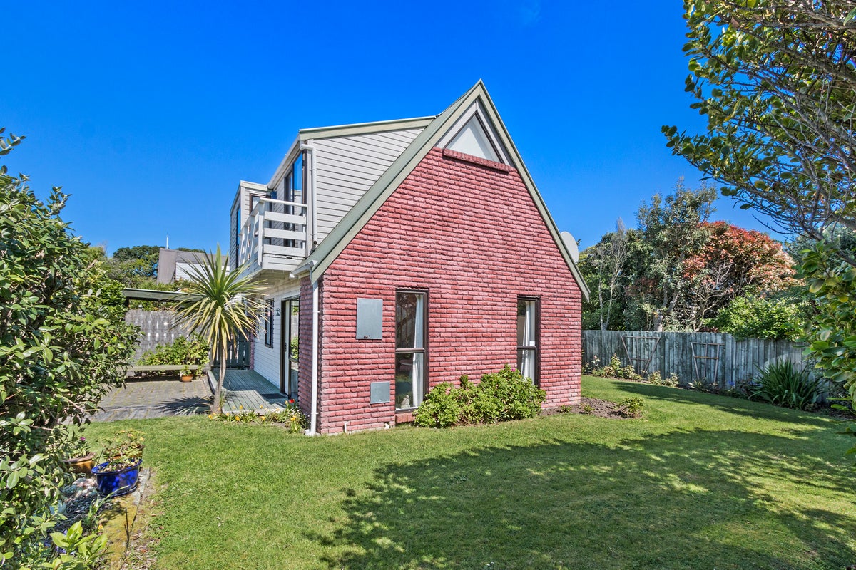 1/12A Tern Street, Southshore, Christchurch - Carousel 1