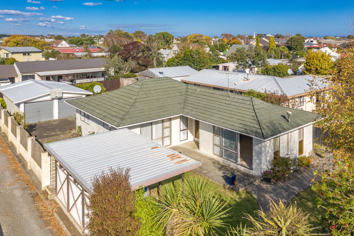 11 Cornwall Road, Springvale, Whanganui - Carousel 21