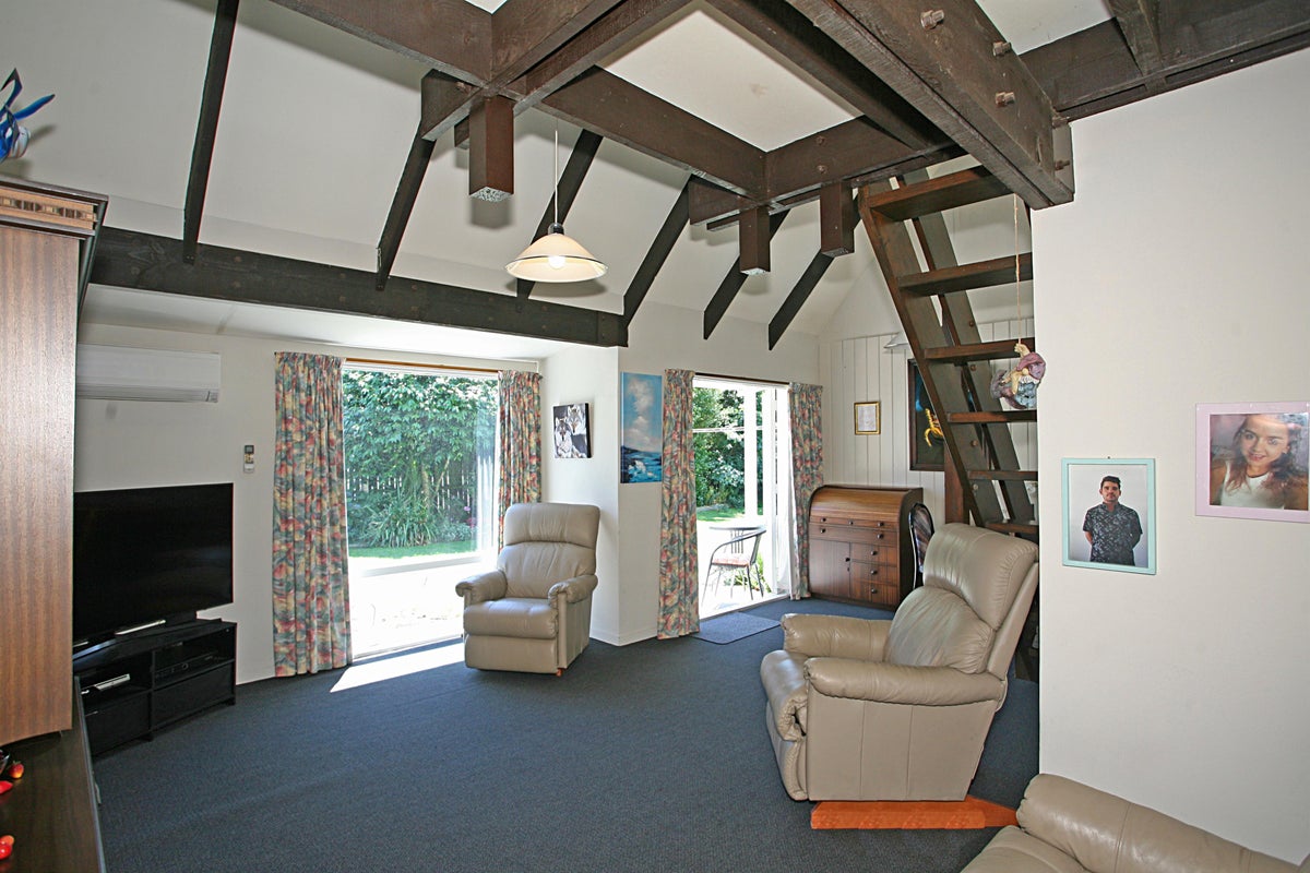 1/337 Hendersons Road, Hoon Hay, Christchurch - Carousel 2