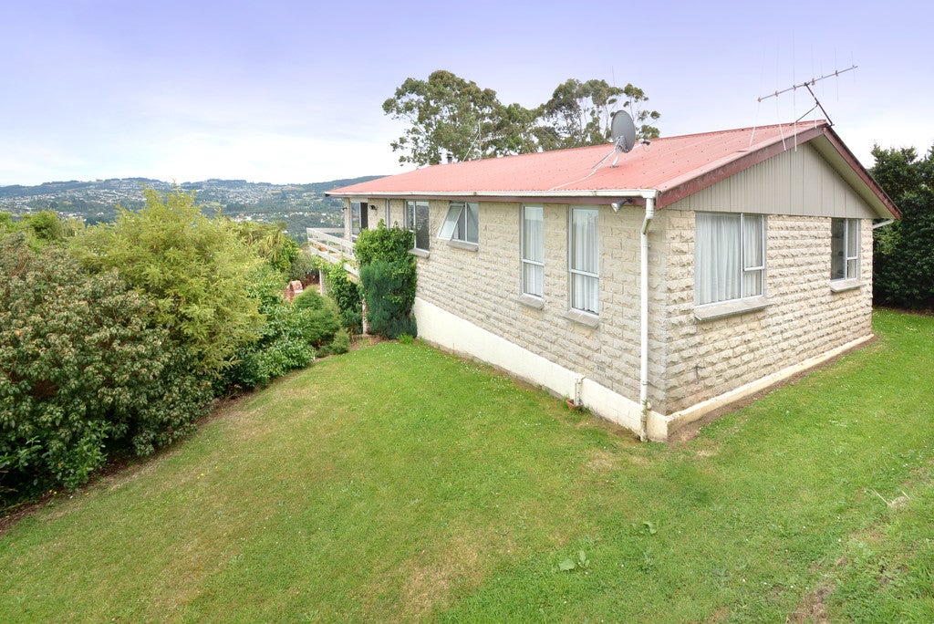 9 Watkin Street, Pine Hill, Dunedin - Carousel 2