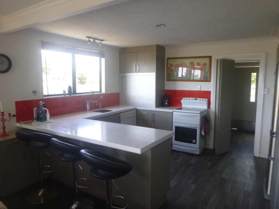 39 Marine Parade, Carters Beach, Westport - Carousel 2