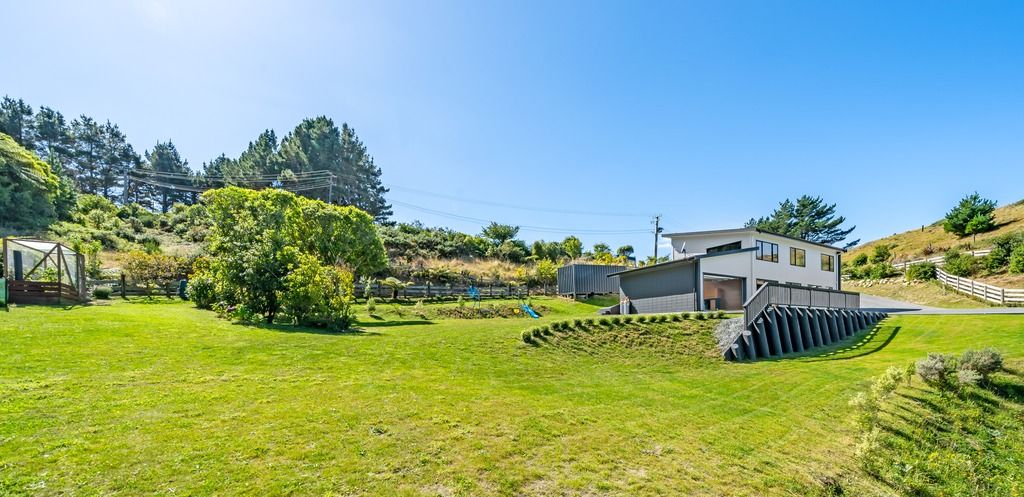 103 Sweetacres Drive, Belmont, Lower Hutt - Carousel 22