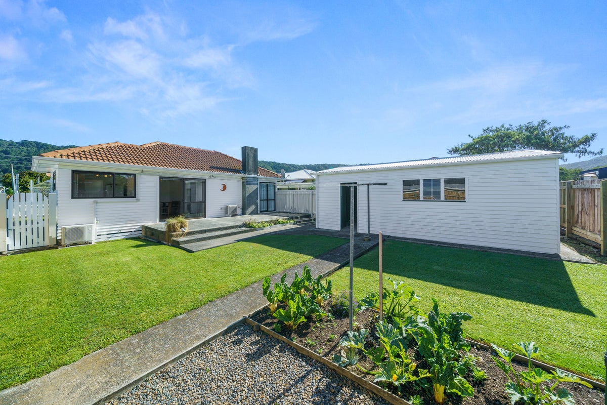 62 Konini Street, Wainuiomata, Lower Hutt - Carousel 1
