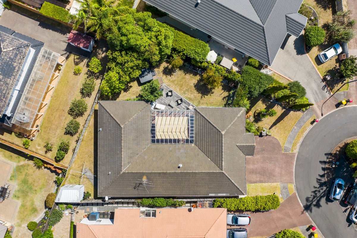 8 Pebble Beach Place, Golflands, Auckland - Carousel 40