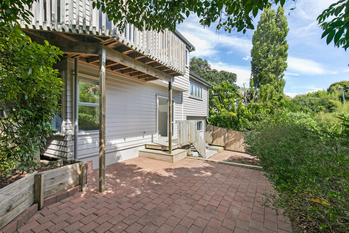 3/33 Rukutai Street, Mission Bay, Auckland - Carousel 1