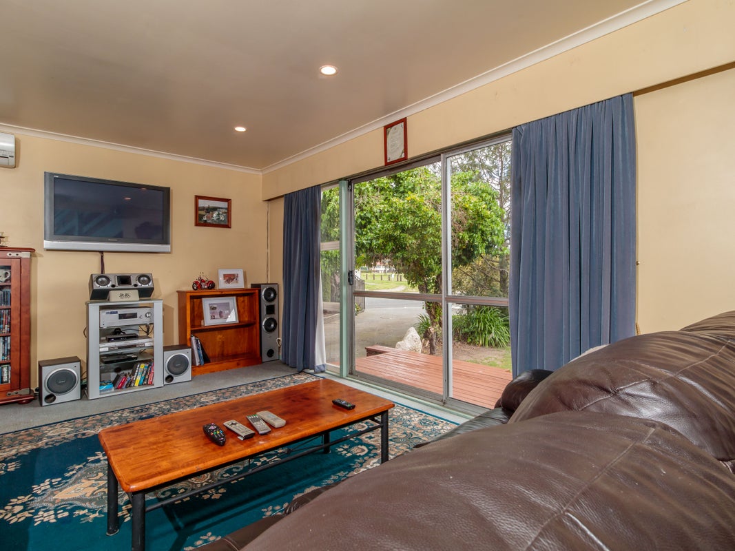 24 Montrose Street, Flaxmere, Hastings - Carousel 2