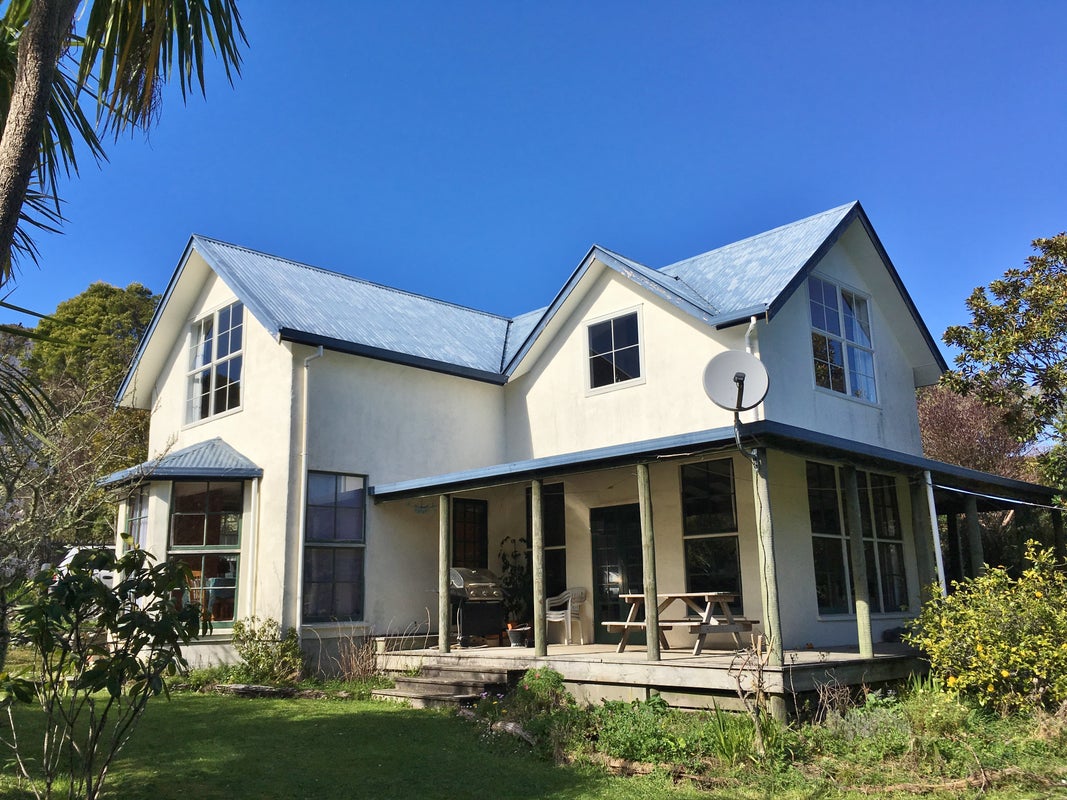 40 Gibbs Road, Collingwood - Carousel 1