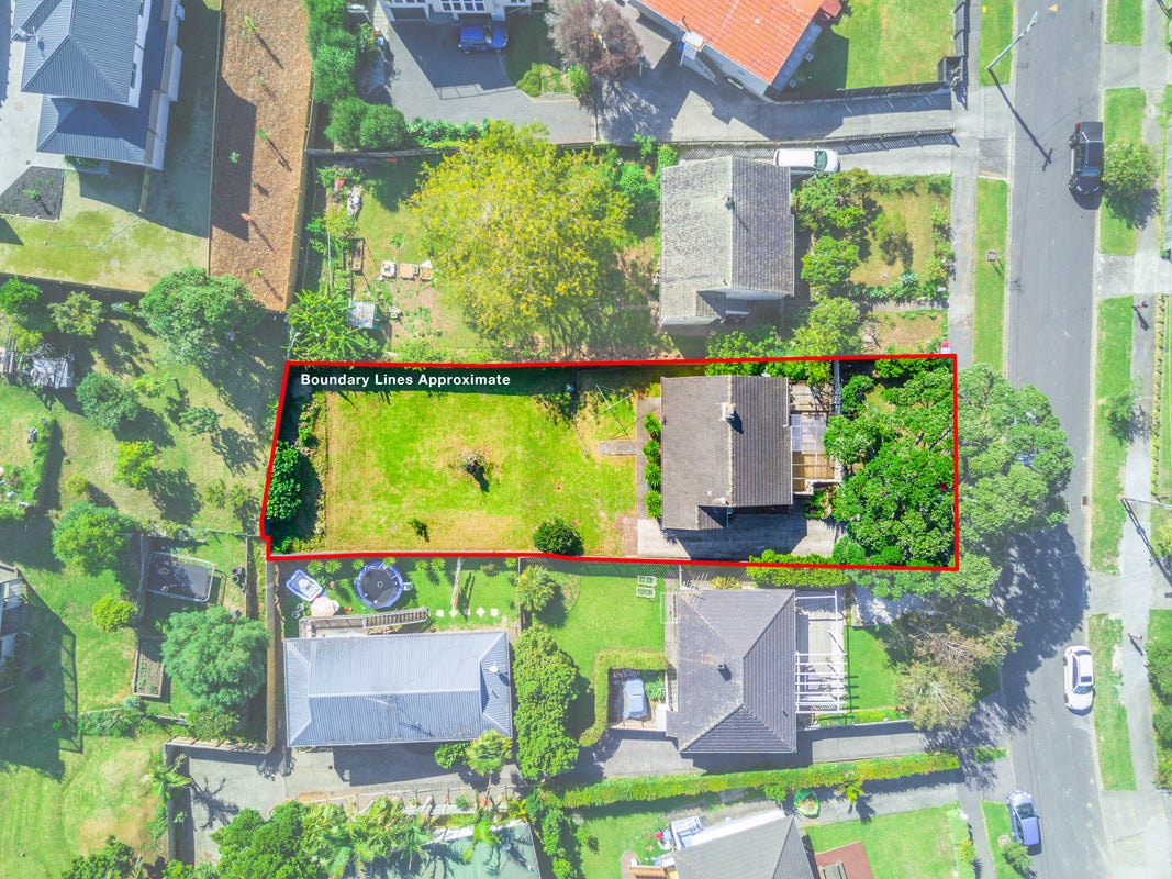 23 Clairville Crescent, Glen Innes, Auckland - Carousel 2