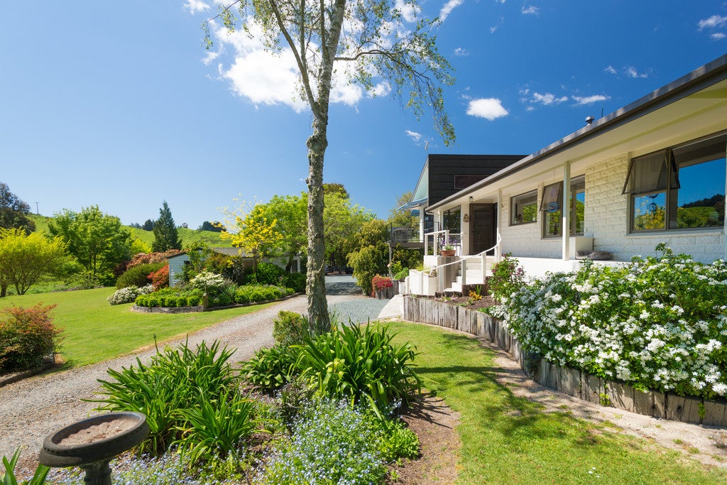 171 Maisey Road, Redwood Valley - Carousel 1