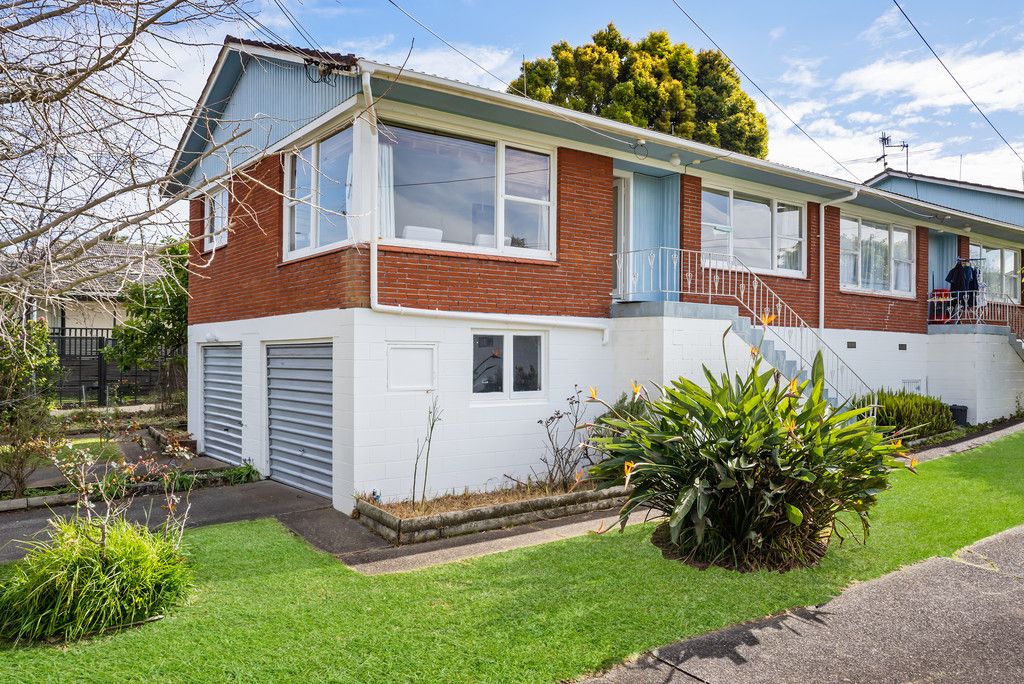 1/31 Hutchinson Avenue, New Lynn, Auckland - Carousel 1