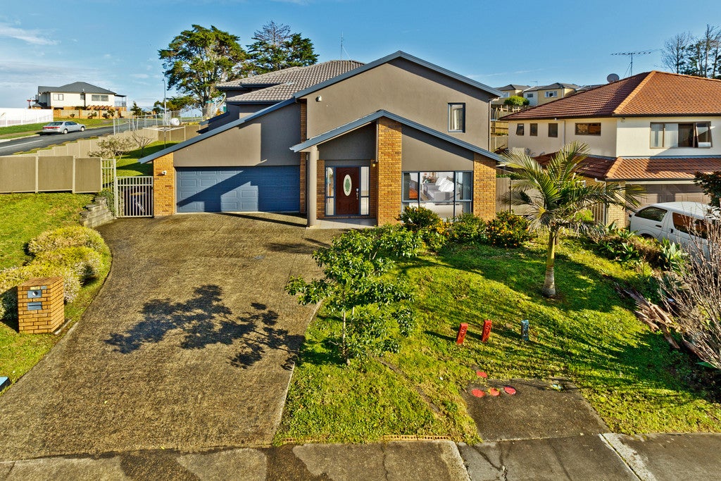 93 Medallion Drive, Oteha, Auckland - Carousel 1