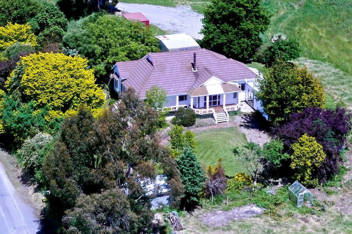 23 Back Road, Milton, Milton - Carousel 1