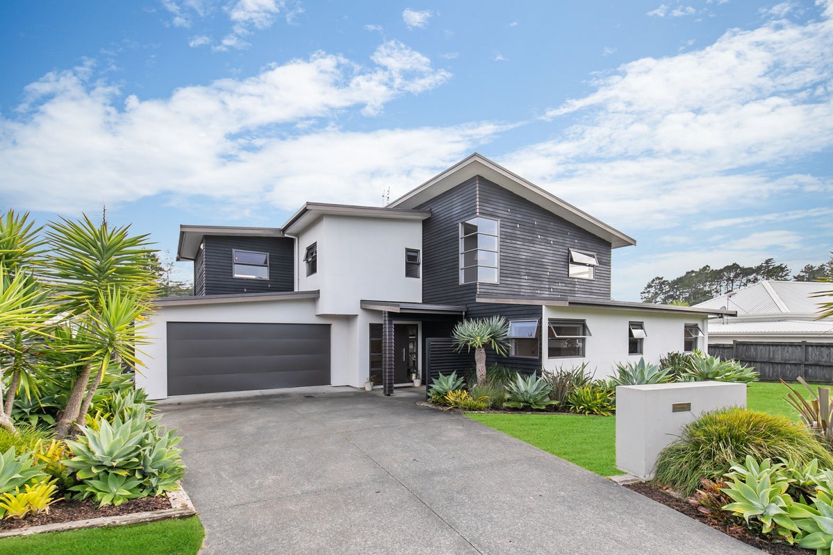 107 Aberley Road, Schnapper Rock, Auckland - Carousel 1