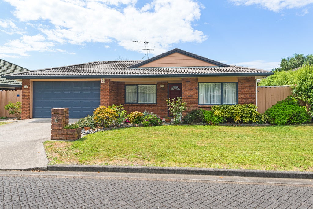 15 Riplington Road, Huntington Park, Auckland - Carousel 1