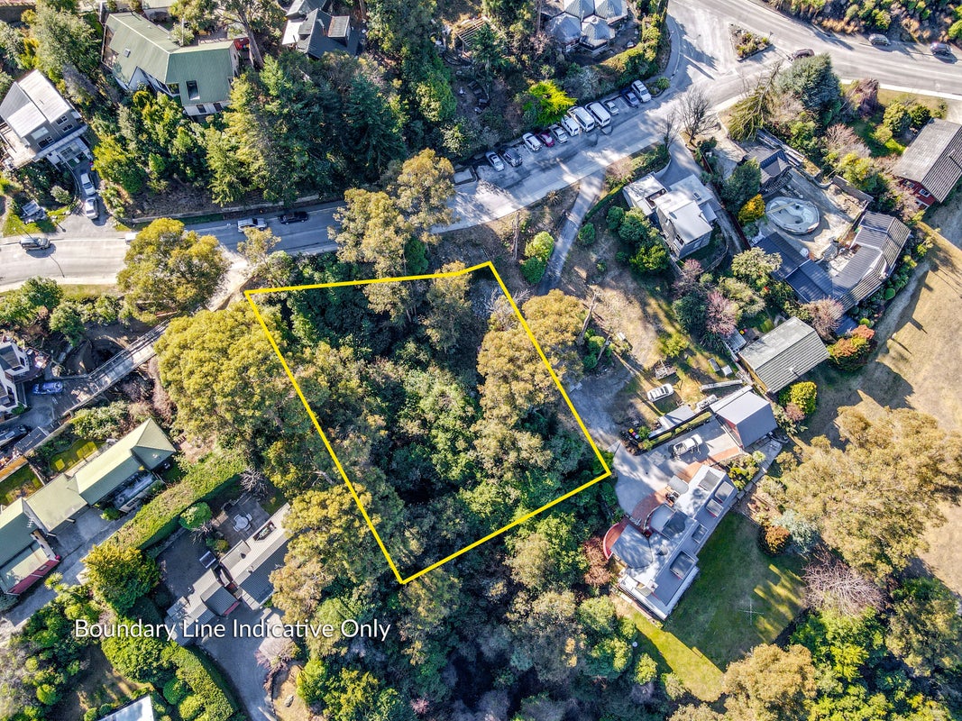 75 Arawata Terrace, Sunshine Bay, Queenstown - Carousel 1