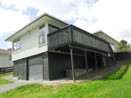 21 Barnfield Place, Glendene, Auckland - Carousel 1