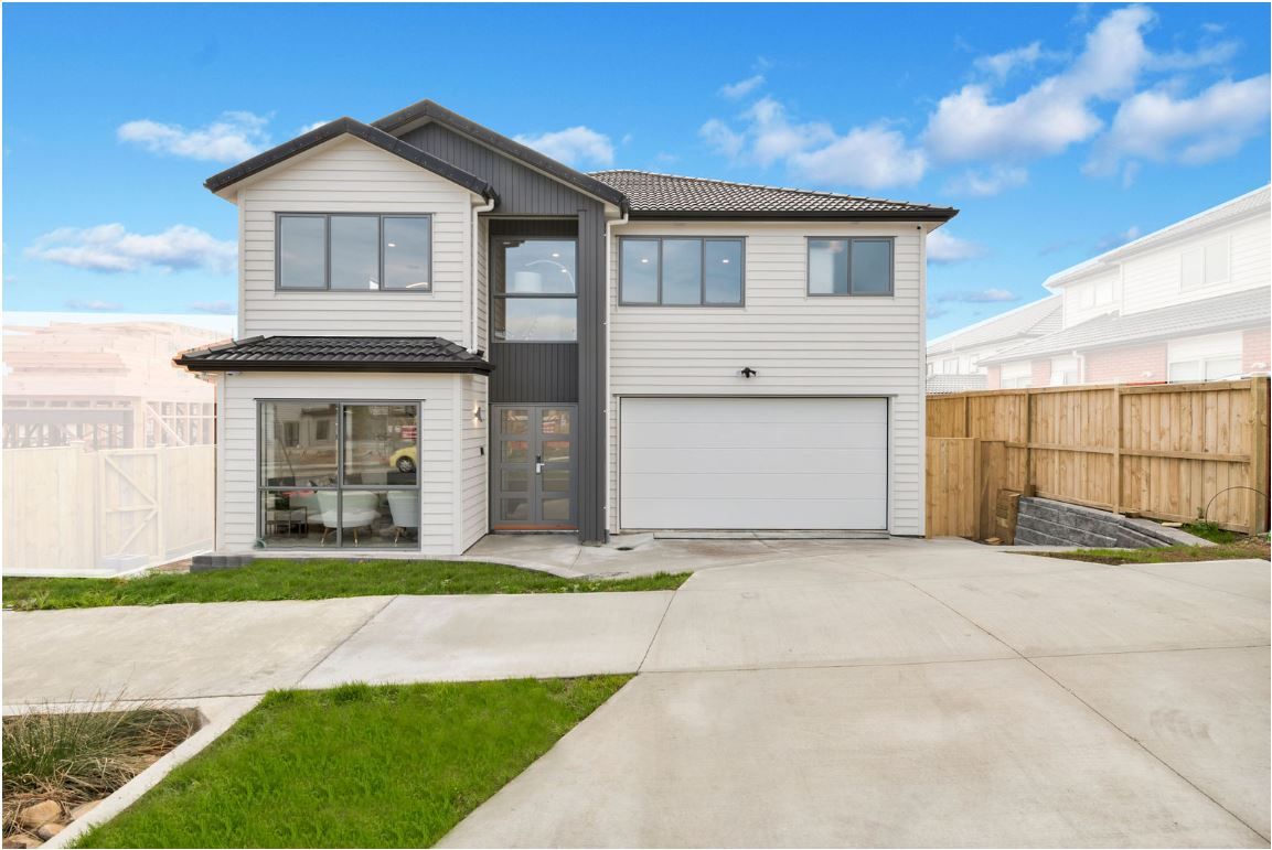 6 Clonmany Road, Flat Bush, Auckland - Carousel 1