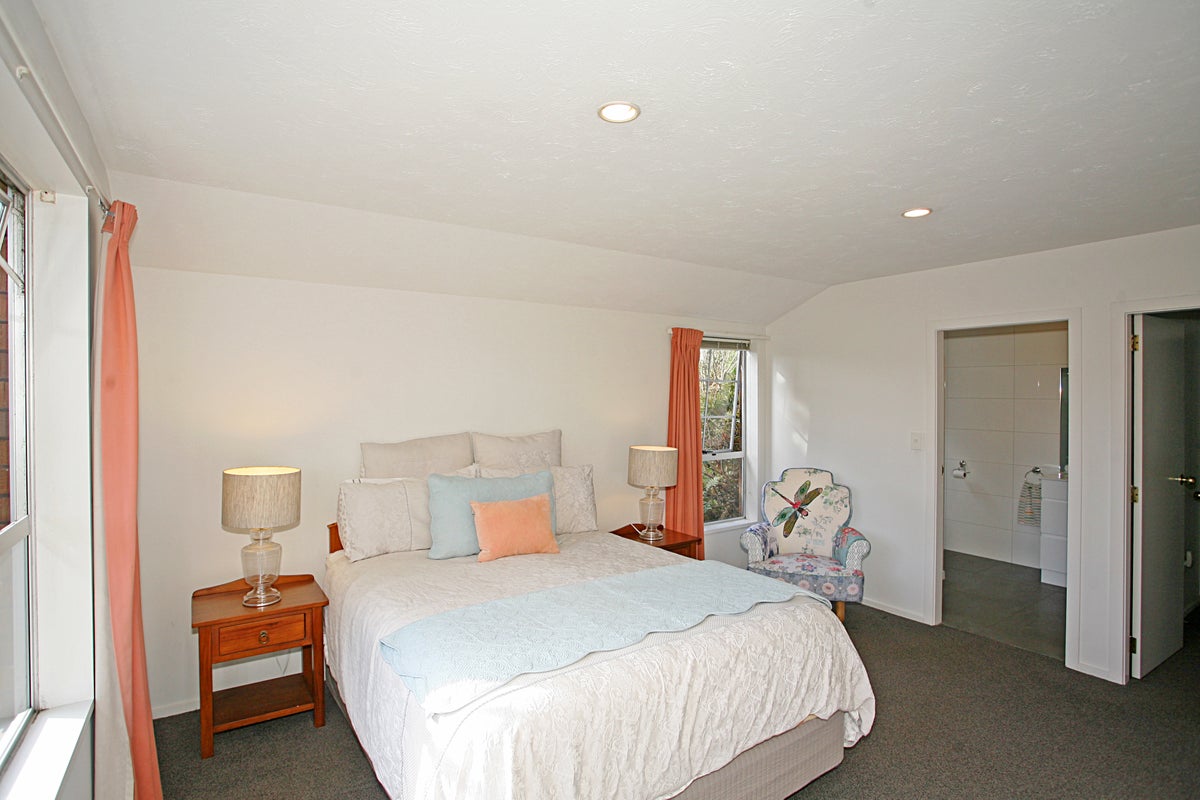 6A Calbreath Place, Russley, Christchurch - Carousel 10