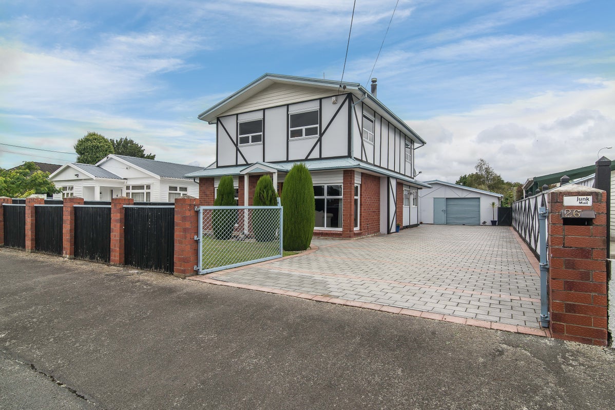 26 Beth Street, Trentham, Upper Hutt - Carousel 2