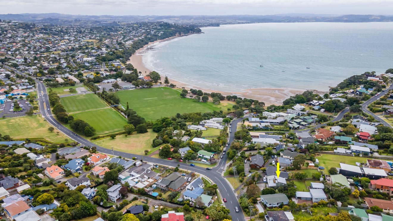 121 Stanmore Bay Road, Stanmore Bay, Whangaparaoa - Carousel 1