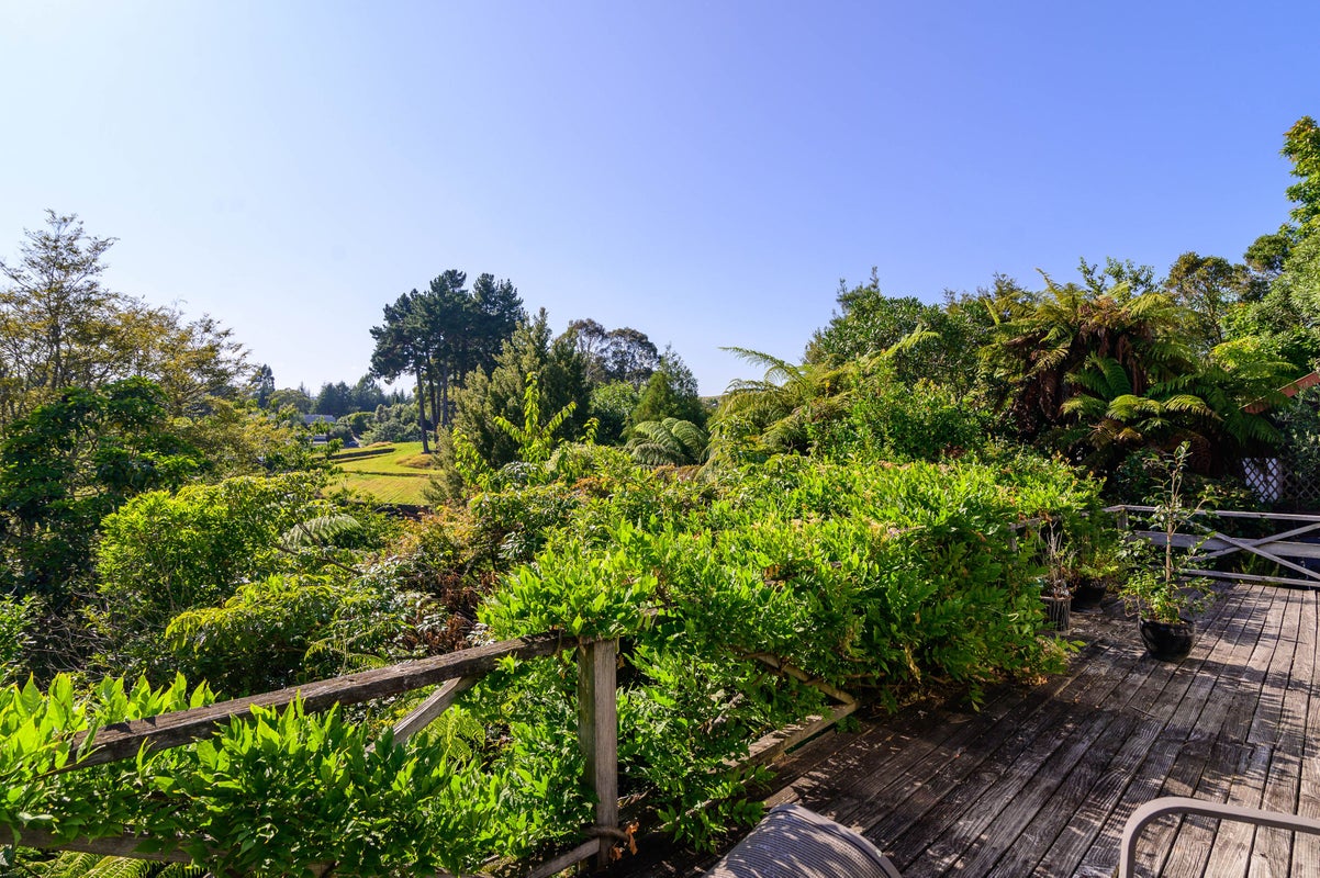 18A Taiporutu Place, Springfield, Rotorua - Carousel 1