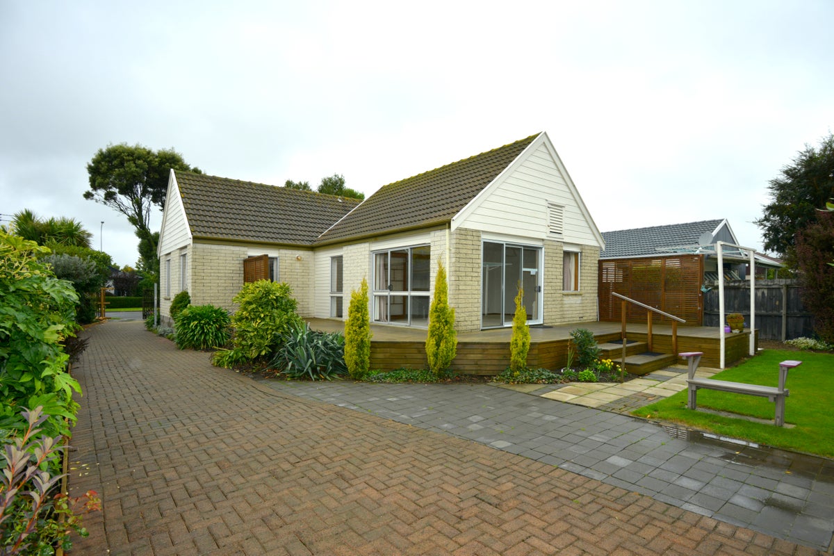 263 Hendersons Road, Hoon Hay, Christchurch - Carousel 1