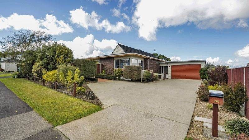 196 Cook Street, Howick, Auckland - Carousel 1