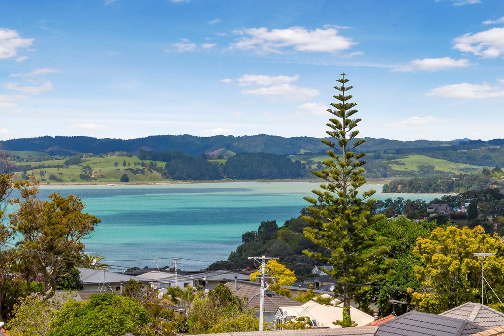 3/89 Litten Road, Cockle Bay, Auckland - Carousel 1