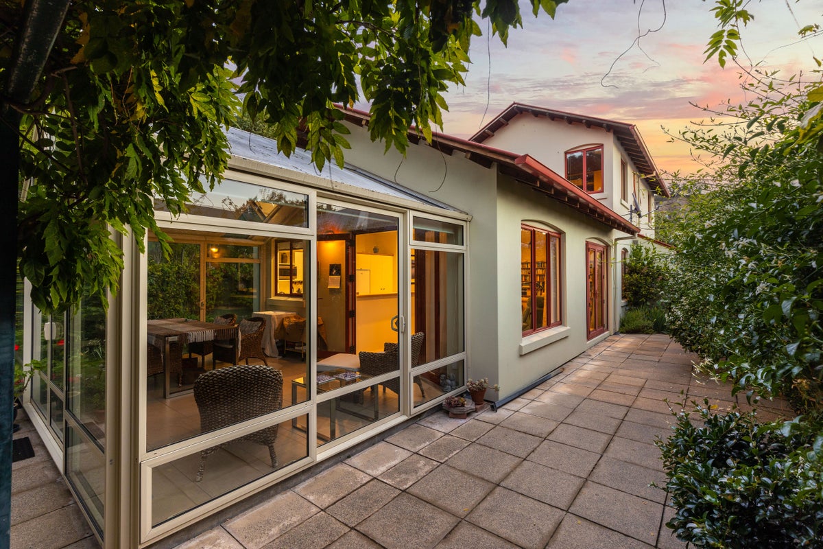 14 Celia Street, Redcliffs, Christchurch - Carousel 2