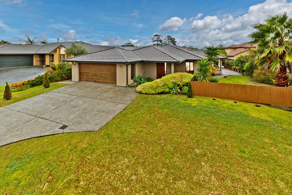 113 Te Wharau Drive, Greenhithe, Auckland - Carousel 2