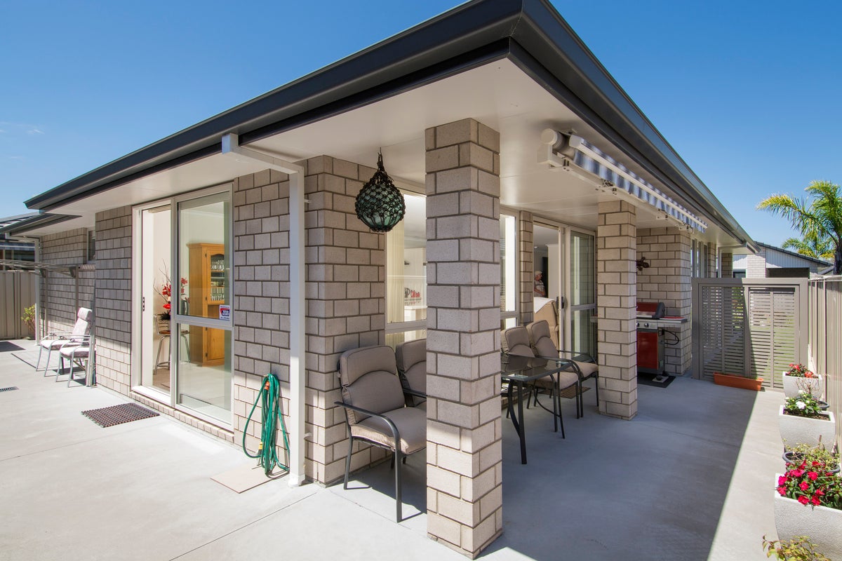 20 Seashell Drive, Papamoa Beach, Papamoa - Carousel 2