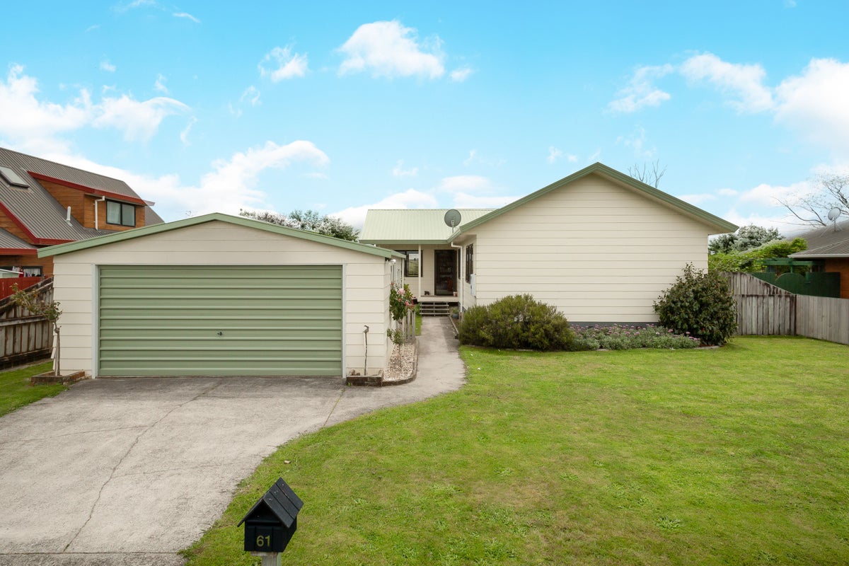 61 Radiata Street, Fairview Downs, Hamilton - Carousel 1