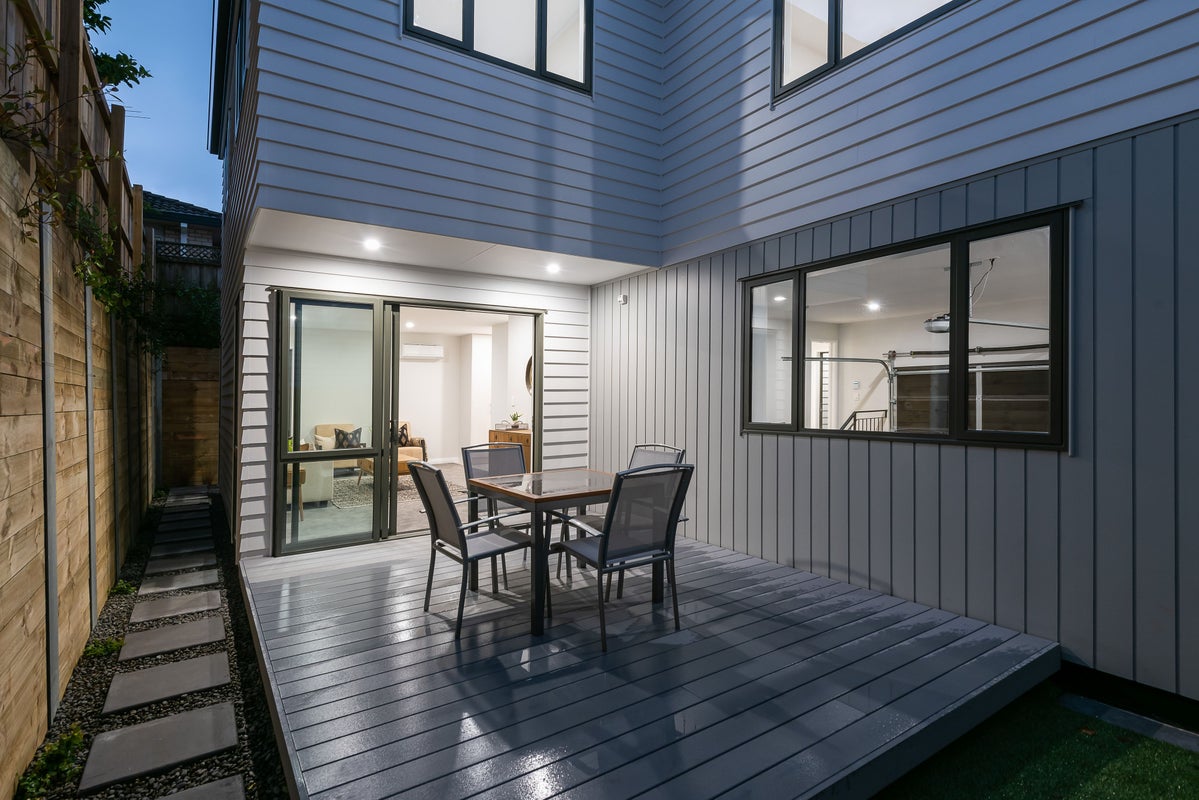 20B Waterloo Street, Howick, Auckland - Carousel 32