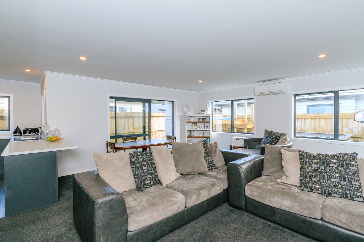 19 Te Toru Street, Taita, Lower Hutt - Carousel 2
