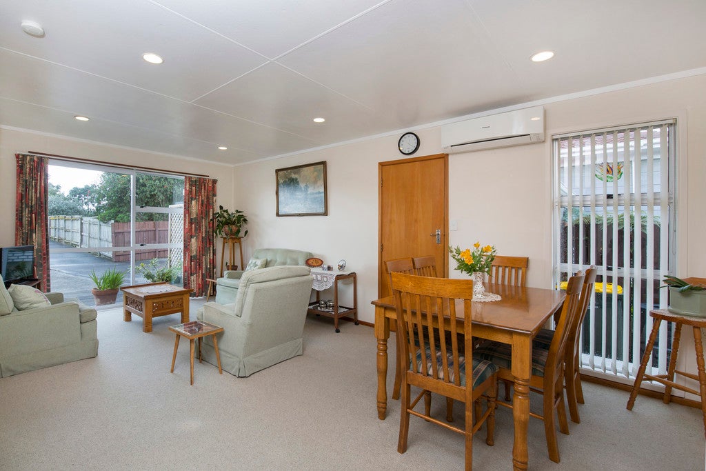 1/29 Highland Park Drive, Highland Park, Auckland - Carousel 10