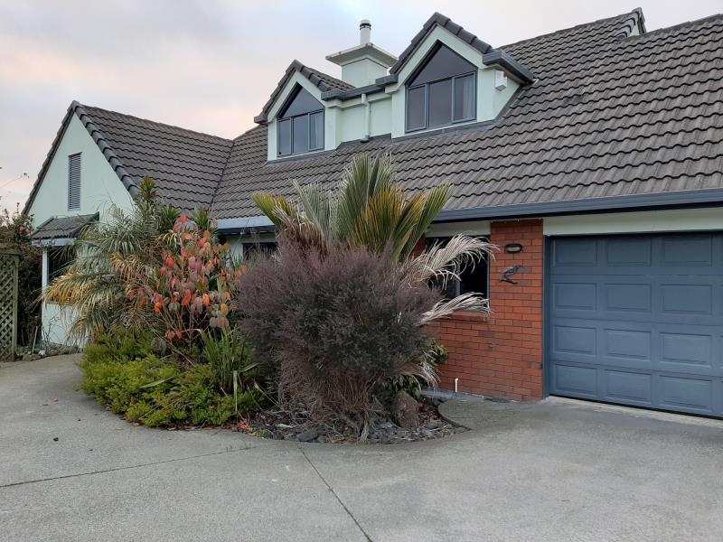 12 Oxford Avenue, Kamo, Whangarei - Carousel 1