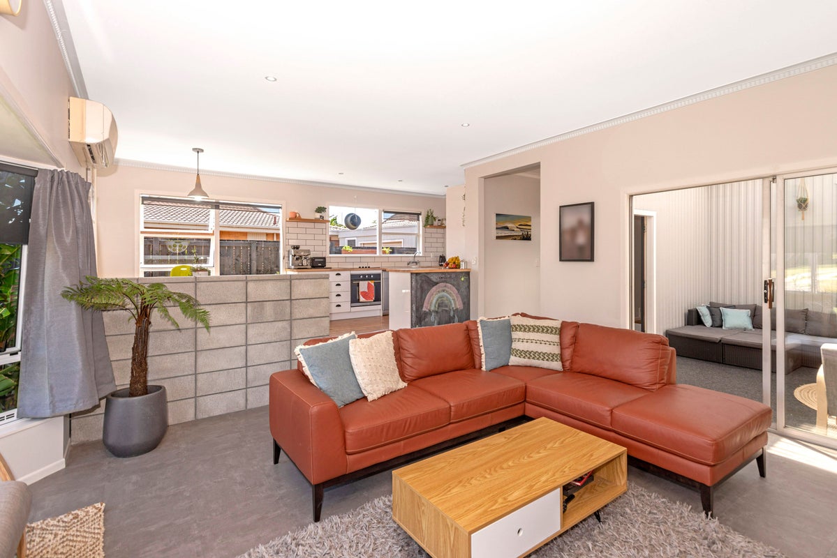 31 Fergusson Drive, Te Hapara, Gisborne - Carousel 2