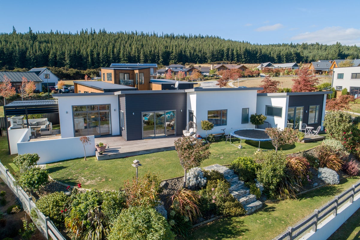 80 Forest Heights, Wānaka - Carousel 2