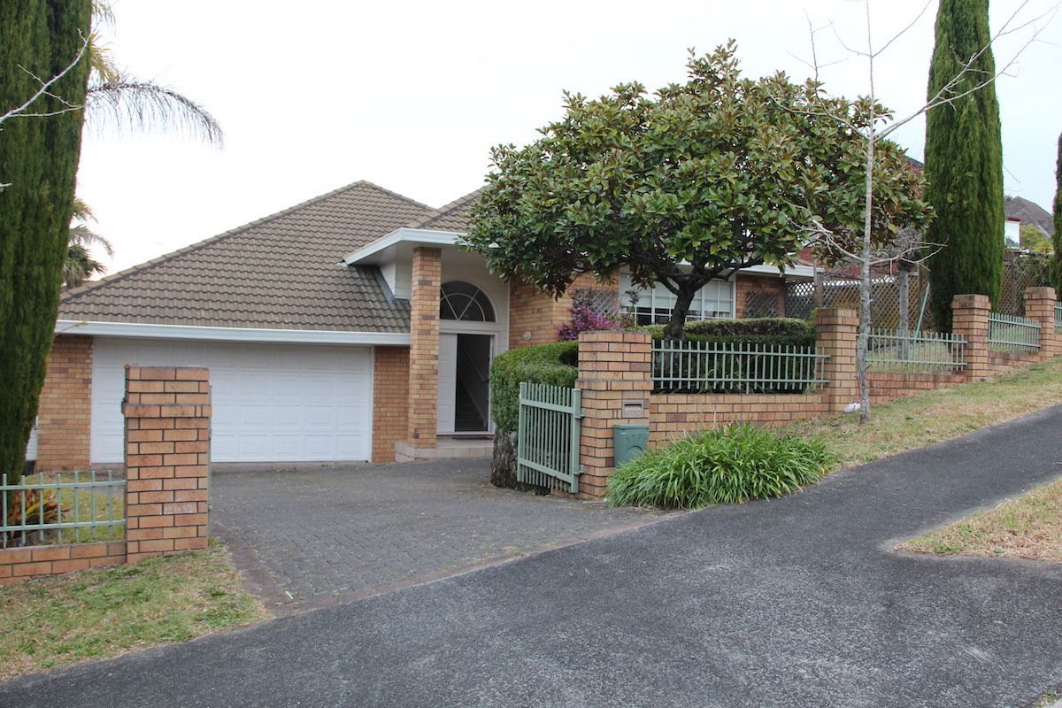 11 Arirang Rise, Pinehill, Auckland - Carousel 1