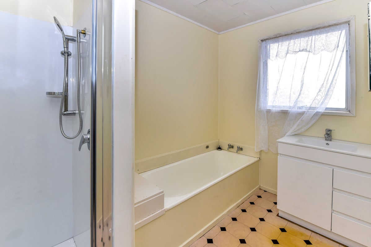 11 Arnwood Street, Manurewa, Auckland - Carousel 9