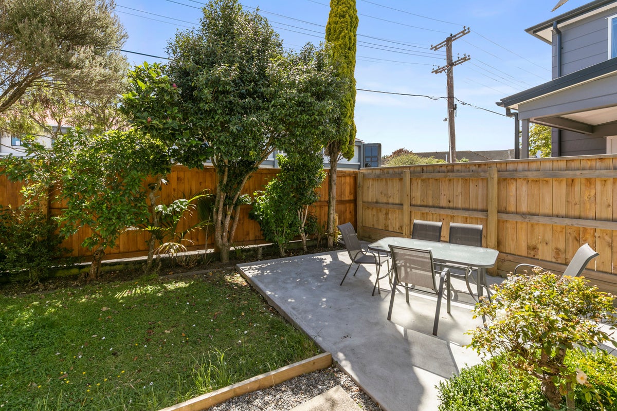 62 Pilmuir Street, Hutt Central, Lower Hutt - Carousel 2