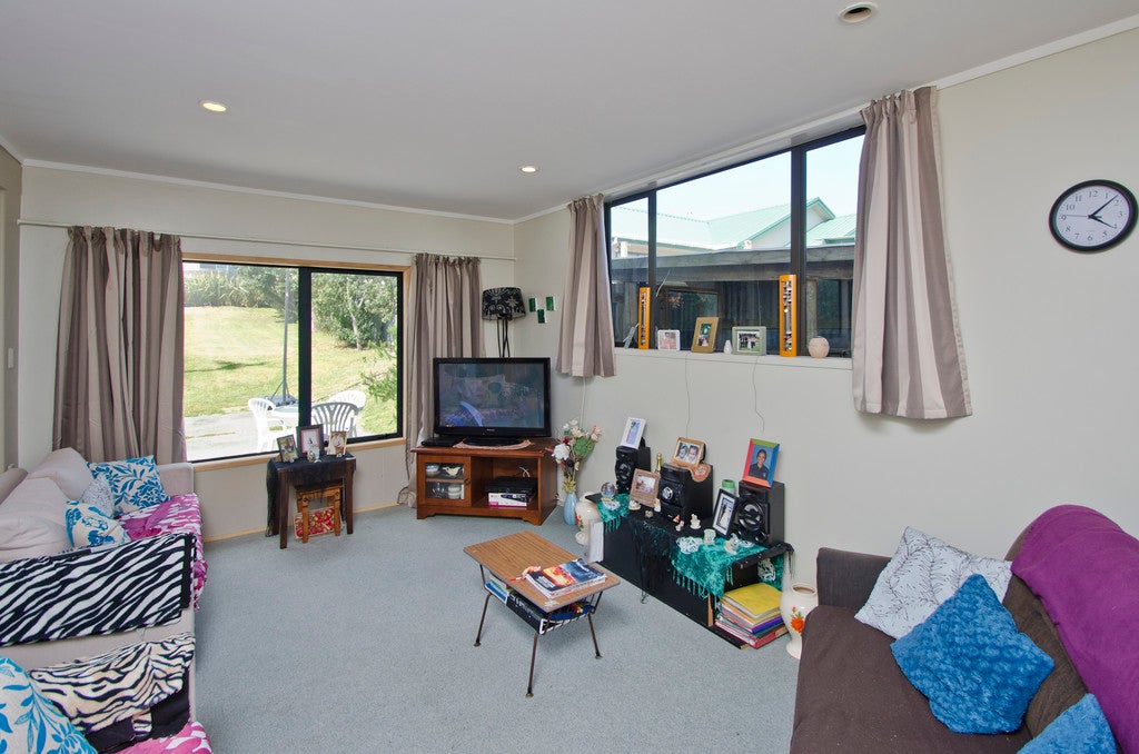258 Pukehina Parade, Pukehina, Te Puke - Carousel 10
