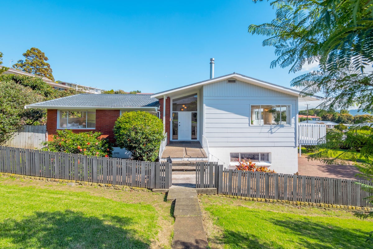 50 Scott Avenue, Mangere Bridge, Auckland - Carousel 2