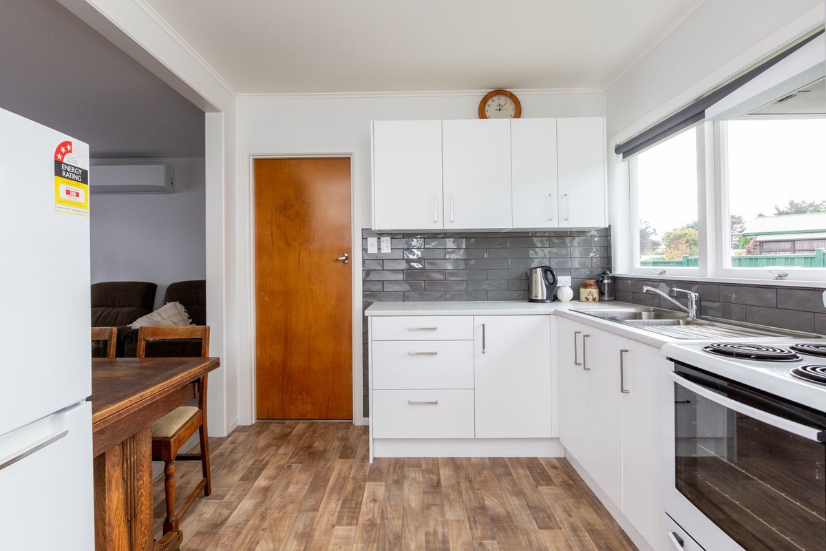 51A EXETER CRESCENT, PIRIMAI, NAPIER - Carousel 2