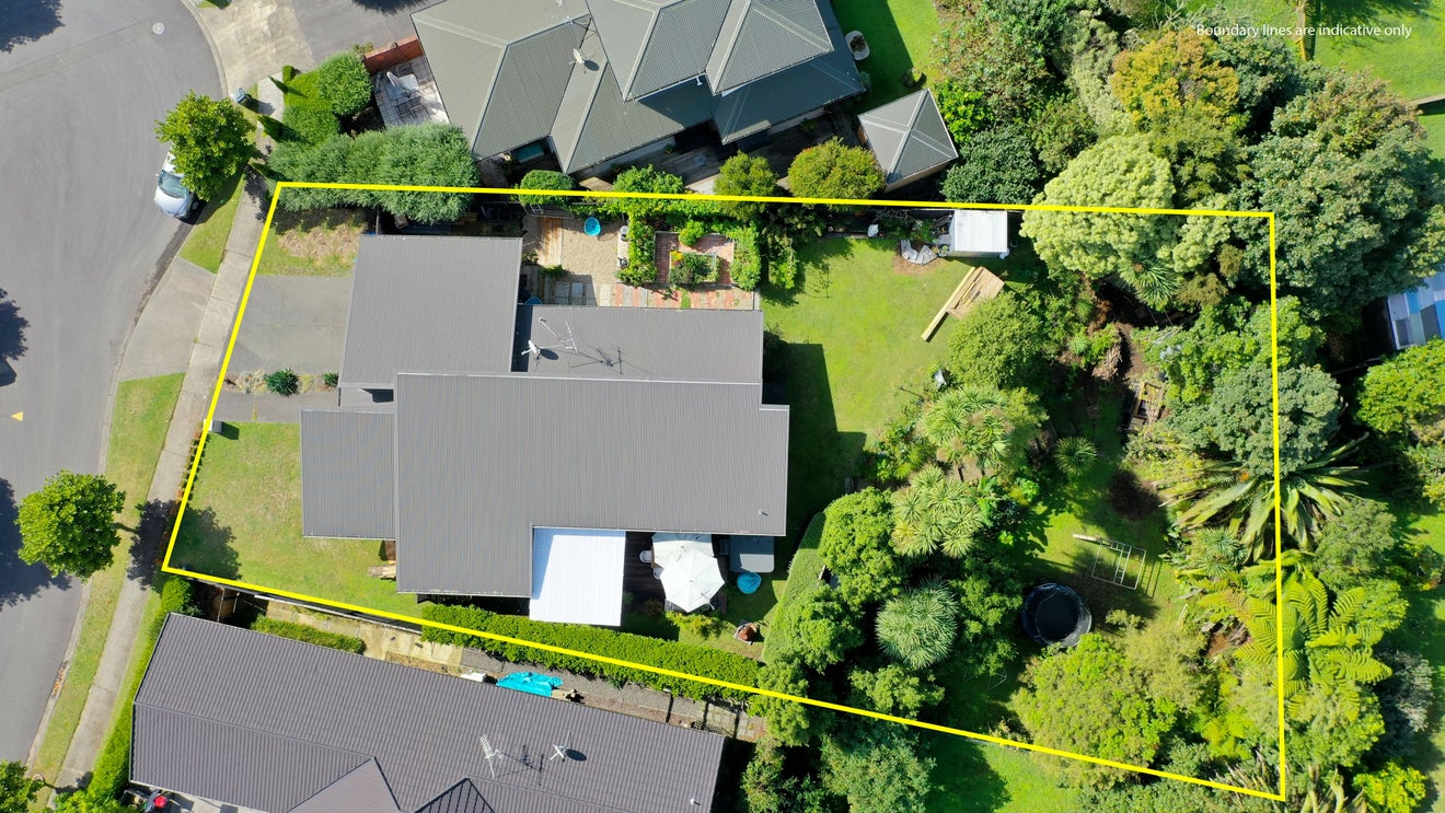 8 Ellsworth Place, Chartwell, Hamilton - Carousel 2