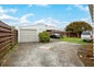 14 Deanwell Avenue, Deanwell, Hamilton - Carousel 3