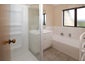 2/2 Seaglen Place, Botany Downs, Auckland - Carousel 7