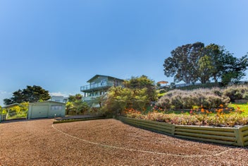 66 Pacific Parade, Surfdale, Waiheke Island